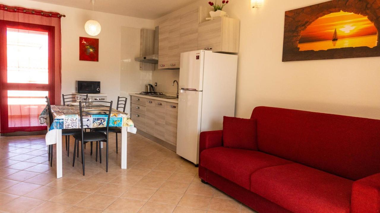 Appartamento Sette Posti Vicino Al Centro Di San Teodoro San Teodoro  Esterno foto
