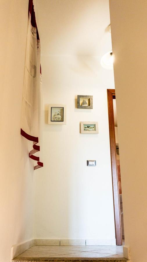 Appartamento Sette Posti Vicino Al Centro Di San Teodoro San Teodoro  Esterno foto